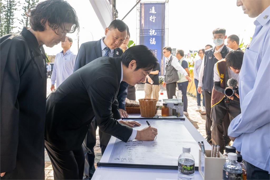 快新聞／賴清德頒贈饒穎奇前資政褒揚令　感念其一生奉獻國家與台東鄉土