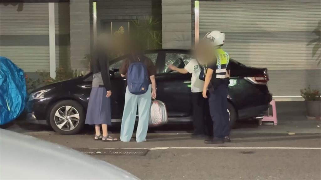 高雄屋主不滿家門口被停車　怒砸車！持鐵撬、螺絲起子追打車主