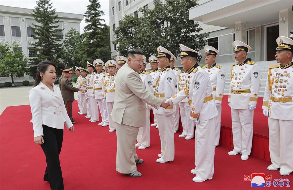 金正恩愛女消失100天「整尊爆改」變超美！暴風式升級「逆天腰身」震撼全網