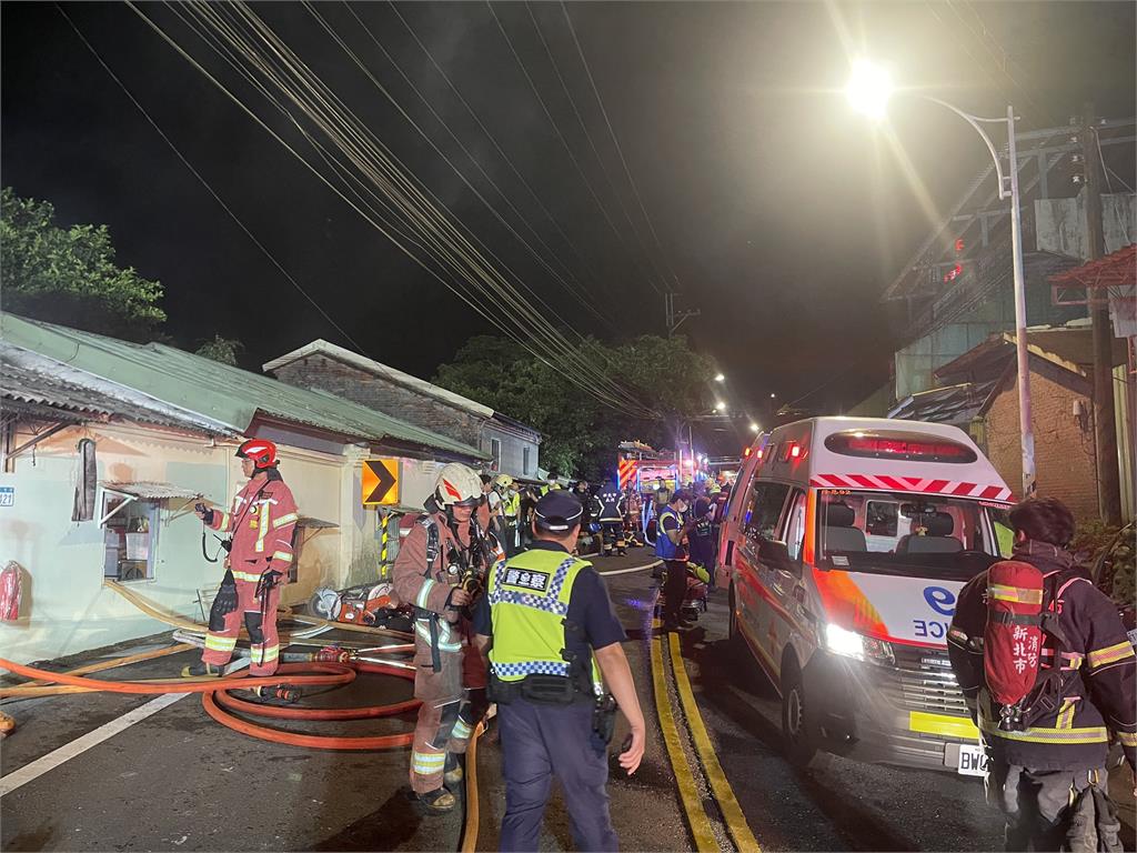 快新聞／三峽半山腰民宅深夜惡火　1死1獲救