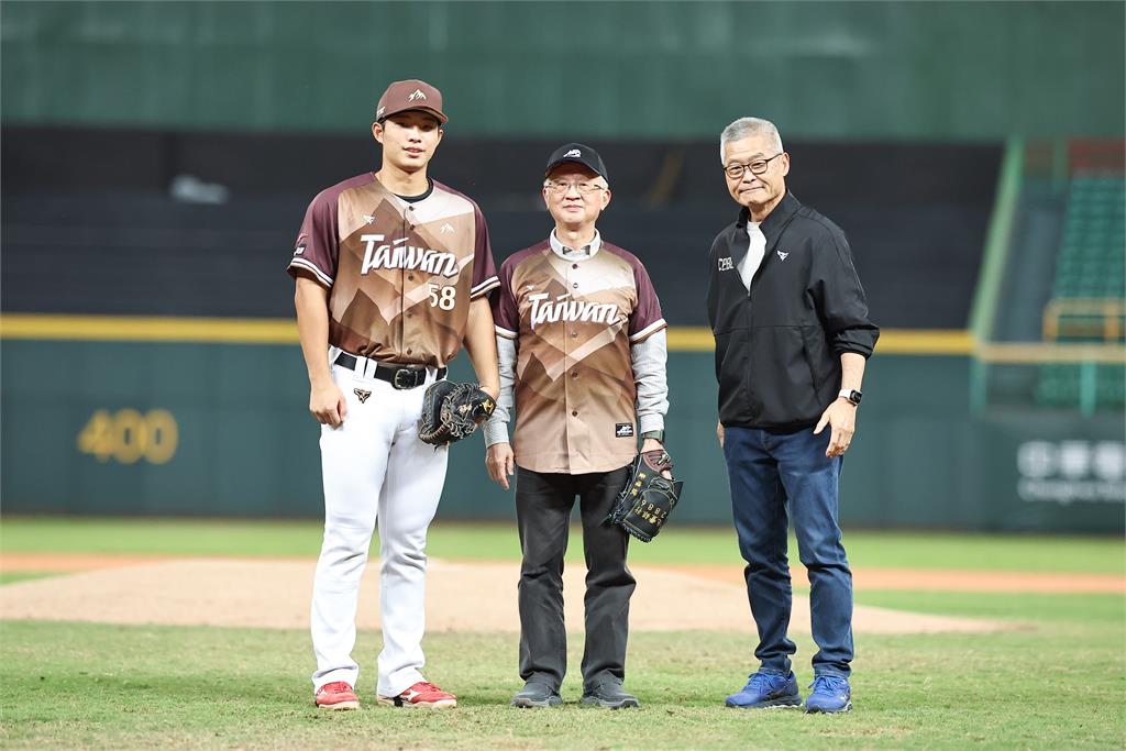 中華職棒冬季聯盟決賽添亮點 邀兆豐金董瑞斌董事長開球