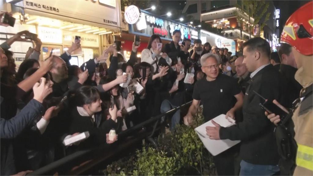 南韓大叔吃炸雞不付錢「竟是黃仁勳」!韓網見「真相大鬼轉」笑炸鍋:為什麼