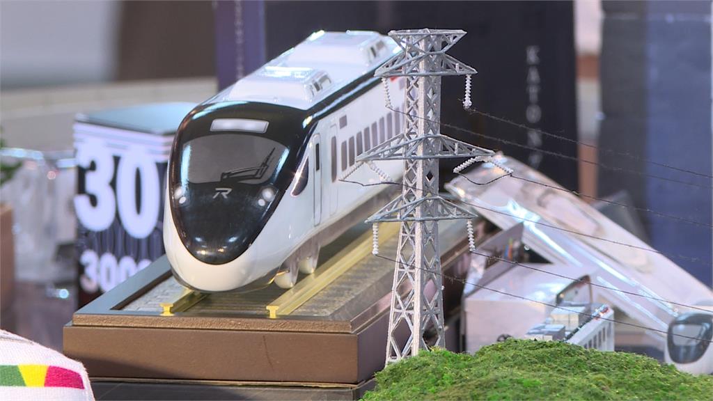 台鐵攜手日本模型公司　明年底將推迷你版EMU3000
