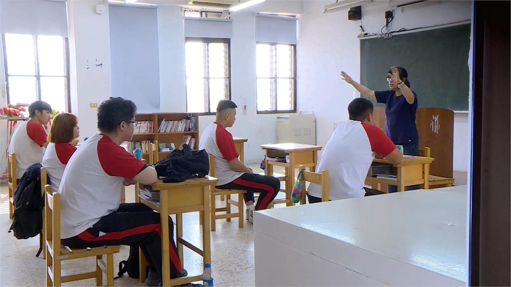 花蓮洪災重創校園 校方拚最短時間內恢復學習環境