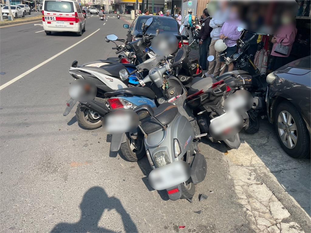 快新聞／又是酒駕出事！23歲男喝茫失控「連撞路邊11車」　現場慘況曝光了