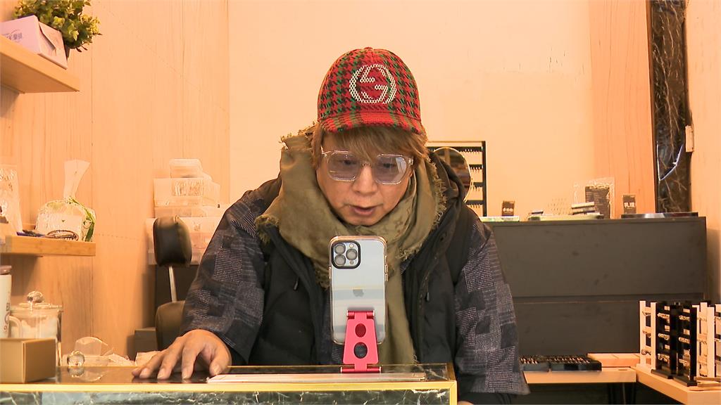 曹西平猝逝！　「三哥」趕回台強調兄弟情份都在