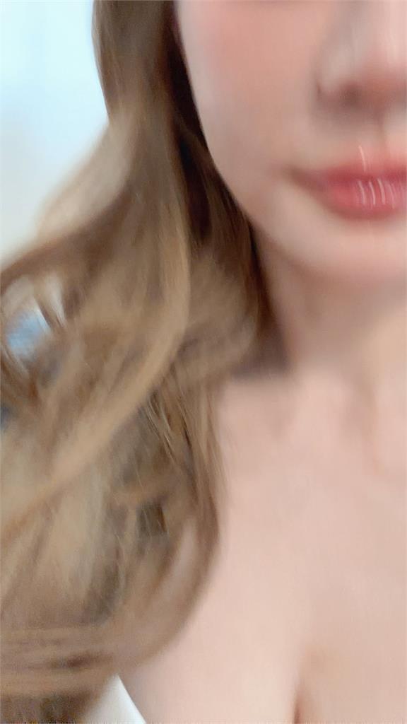 短今疑手滑洩「上帝視角」性感私照？超晃畫面流出…本人發聲回應了