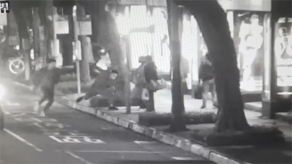 黑幫通緝犯外出過情人節 見警埋伏「丟包女友逃」仍落網