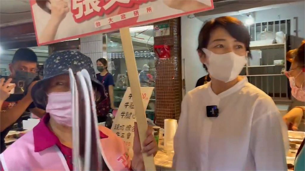 蔣一晚掃4夜市稱市政視察卻沿途喊凍蒜　被酸「假視察真掃街」