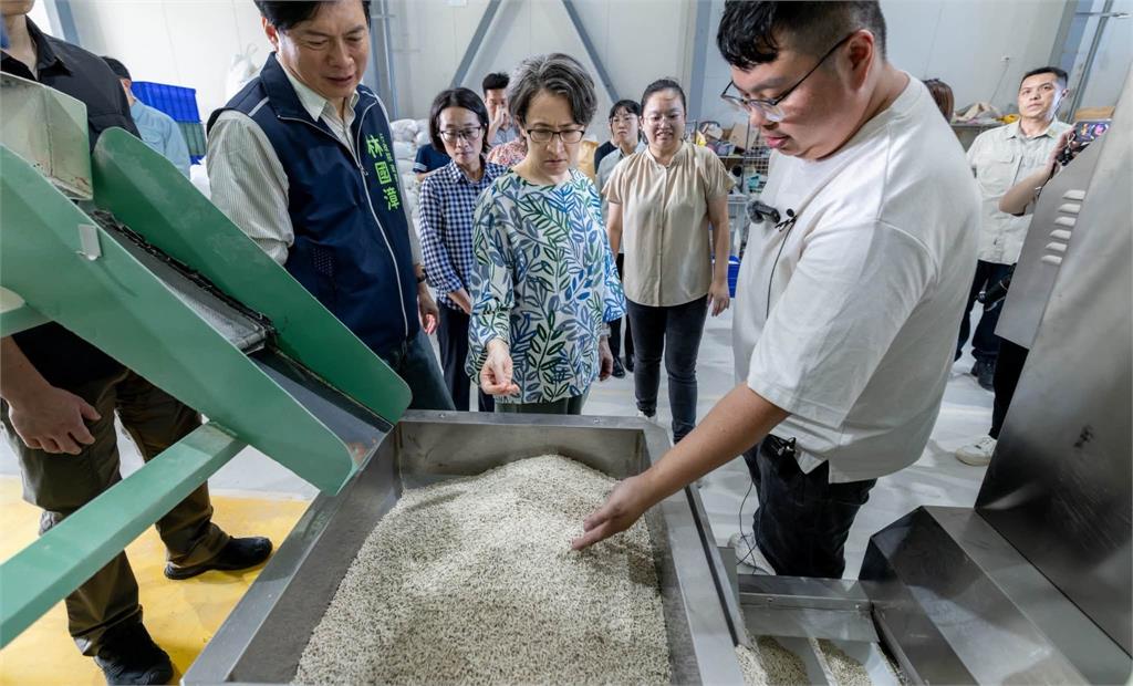 快新聞／讚MIT技術！蕭美琴參訪宜蘭在地轉型產業　林國漳盼打造永續城市