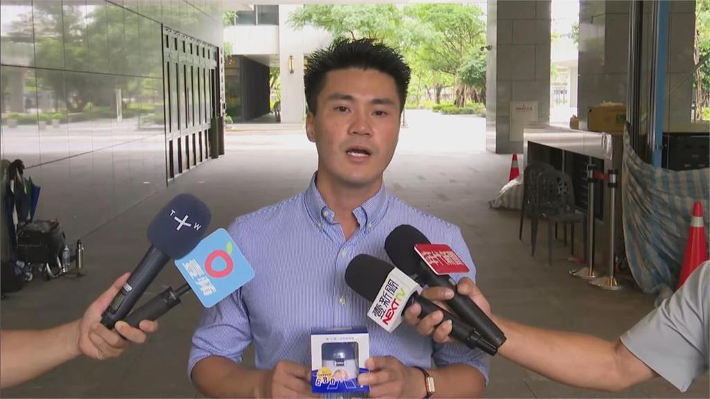鄭麗文差點被呼巴掌！丁瑀不忍了「要求范振宗道歉」：我唯一一次為她說話