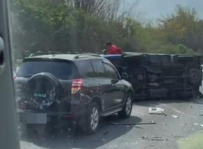 快新聞／國3南下田寮段「多車連環撞」傷亡不明！　車流回堵3K