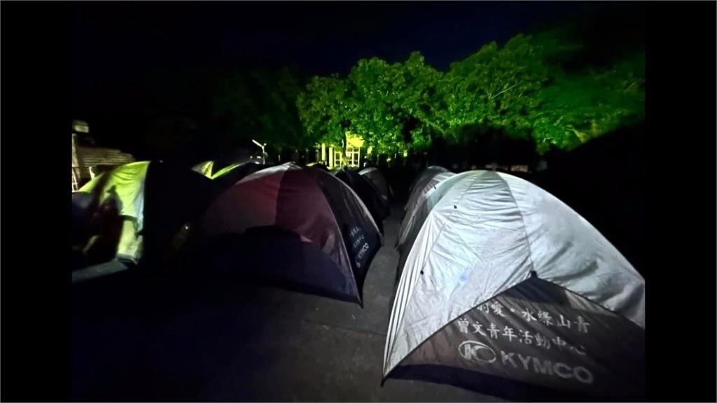 彰化300多名師生楠西遇強震 連夜戶外紮營避難、一早緊急返校