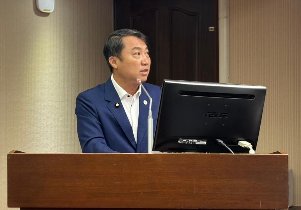 快新聞/怕被罷免急了?涂權吉回防桃園宣講 嗆「亂刪津貼預算都是謠言」