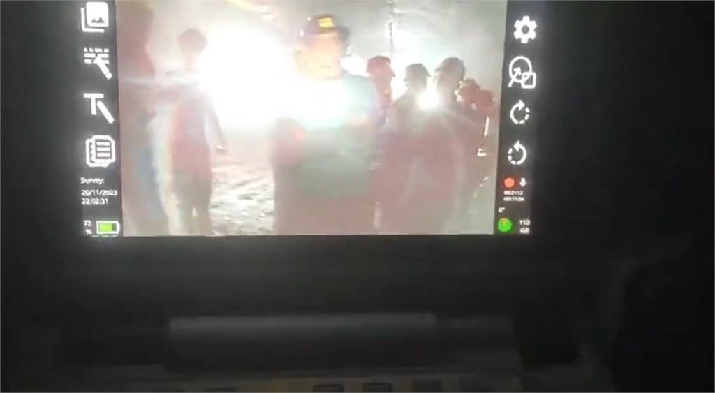快新聞／印度隧道坍塌41工人「已受困10天」   鏡頭首度直擊現況