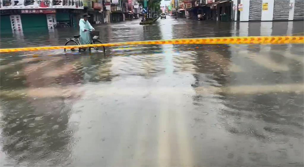 台南仁德永康淹大水成汪洋！　陳亭妃：未來治水思維須全面升級