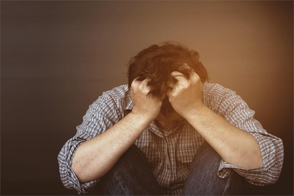 我們是血脈相連的陌生人——理解、修復與放手的親子關係再思考
