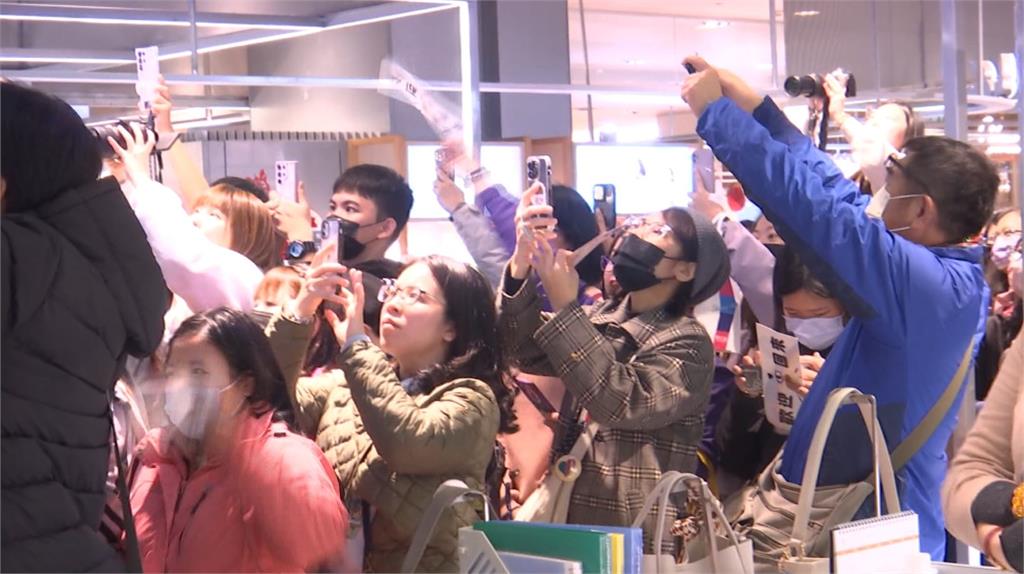 偷拍風波演藝事業停擺逾半年 炎亞綸現身副業甜點店宣傳