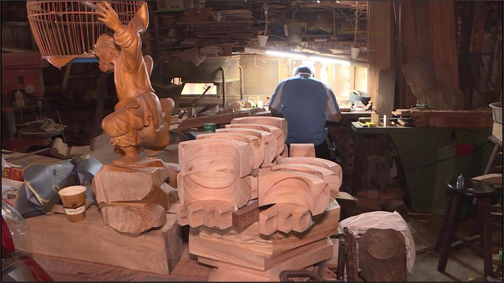 大溪神桌產業沒落！他推廣木雕技術　籲市府成立博物館延續手工技藝