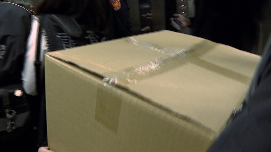 藍營議員李傅中武驚爆「詐領助理費」　　１５年領逾千萬！　妻子、岳母皆涉案