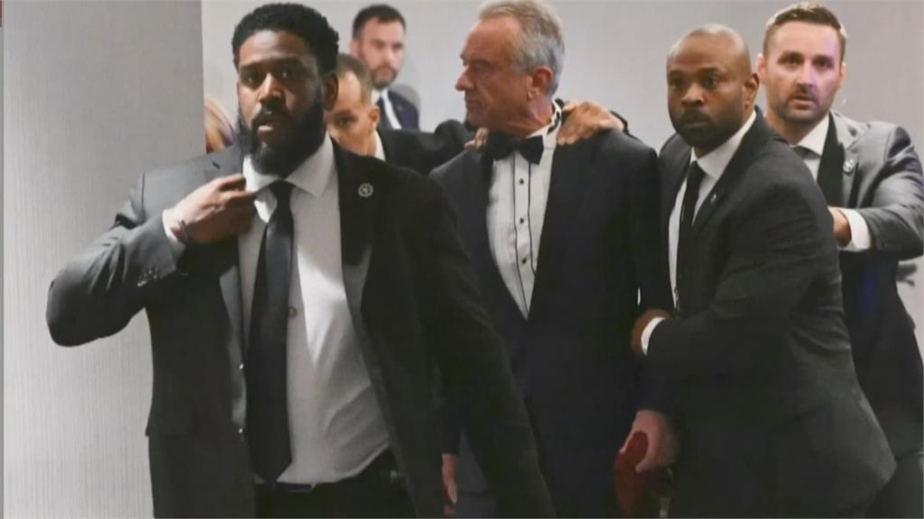 川普撤離現場一度踉蹌跌倒　晚宴維安遭質疑有疏失