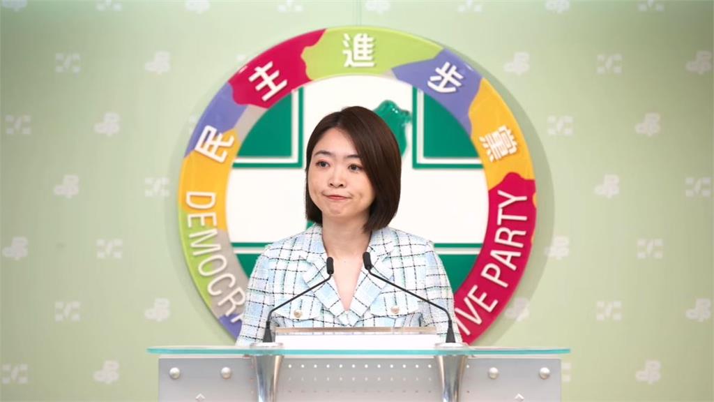 快新聞/質詢光電板挨轟「配合藍白」 賴清德點名陳亭妃:請精準發言
