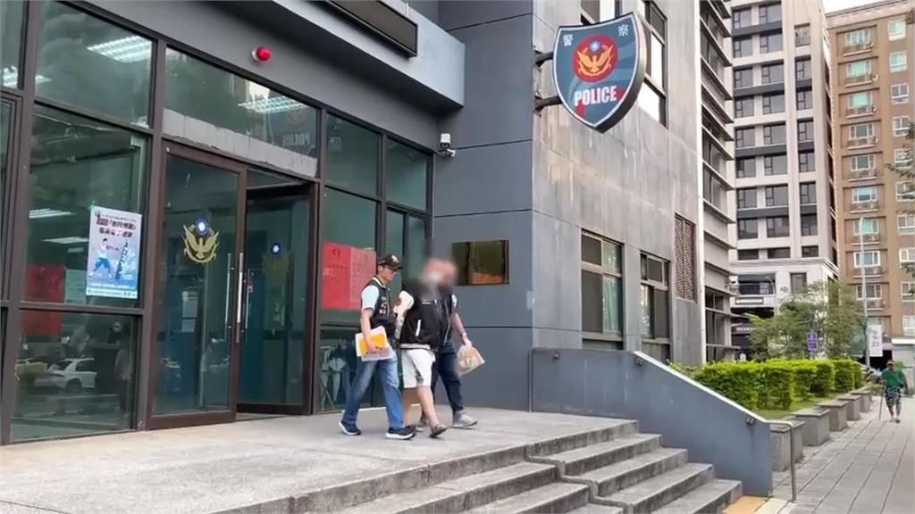 賭博欠債　闖妻子乾弟家偷50萬現金.8名錶　 