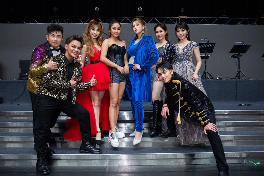 「明日之星」歌手苦練舞技演出精彩!寶吉祥「Champions」演唱會門票完售