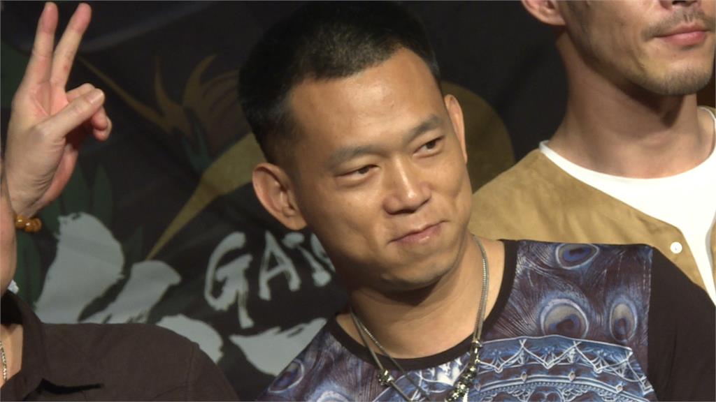 顏正國遺孀首度發聲！　鋼鐵爸曝：一講關鍵字淚流不止