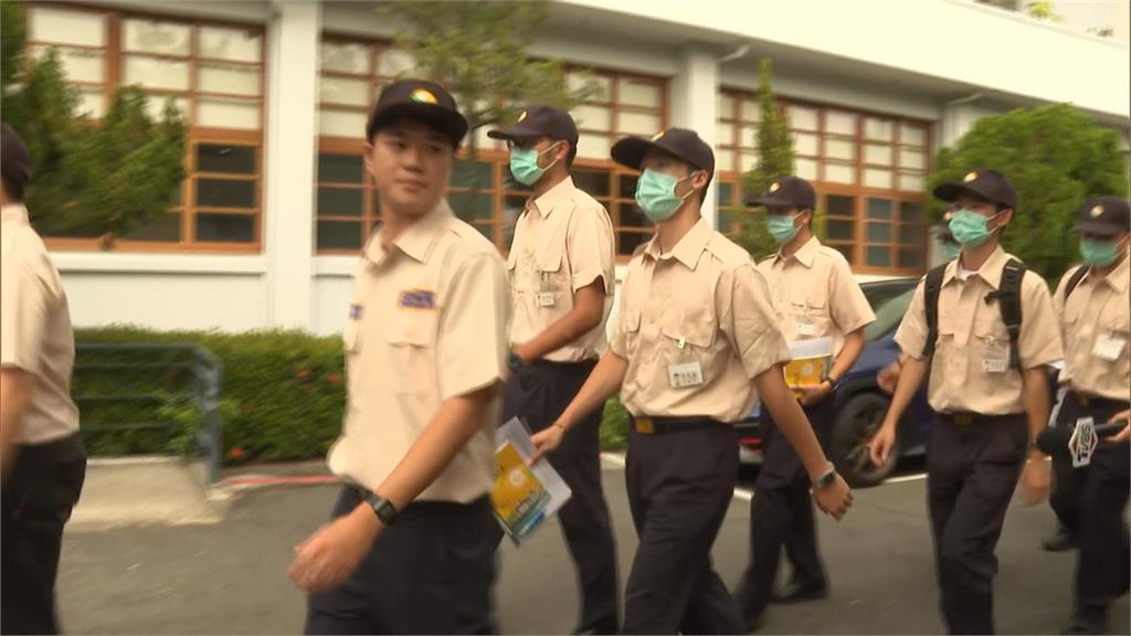 AI浪潮來襲!科技廠搶「研發替代役」 提前預約人才