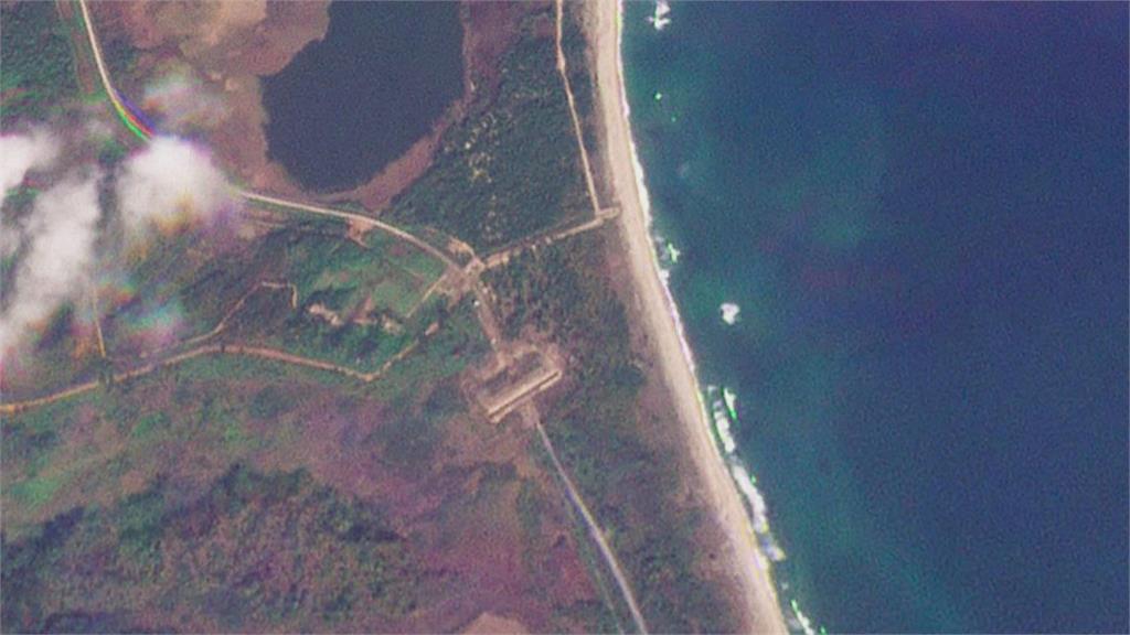 美國衛星照片曝光 北朝鮮挖築兩處大型壕溝