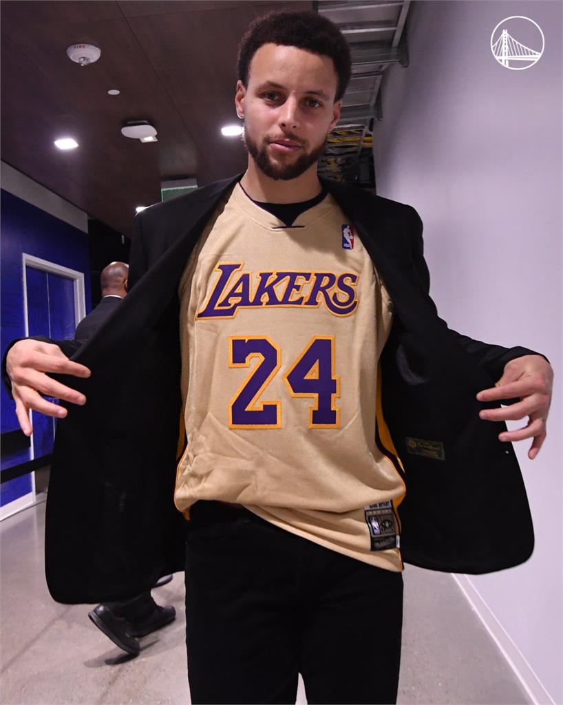 Kobe冥誕愛妻表思念Curry穿球衣緬懷　NBA多項紀錄仍第1