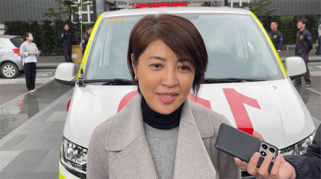 綠推"牙醫界劉寶傑"温世政 對戰現任縣長許淑華