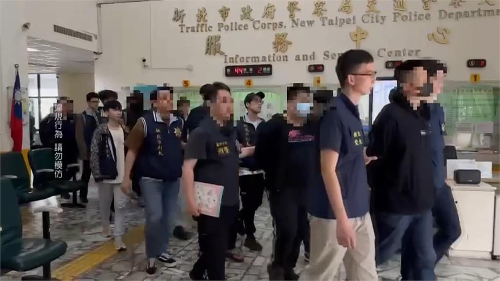 新北飆車猴揪團炸街! 蛇行、燒胎擾民踢到鐵板遭逮