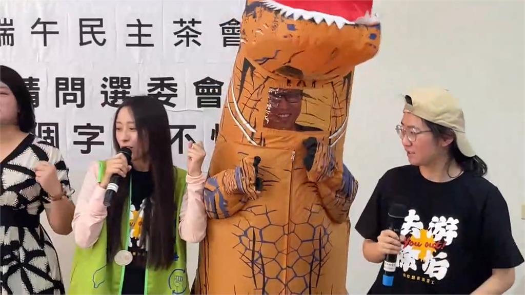 罷馬文君、游顥補件告急 連假辦衝刺茶會.其他罷團幫掃街