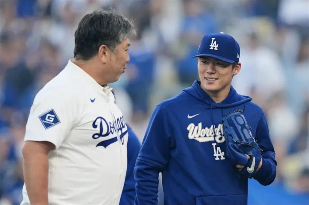 MLB(影)/大谷翔平的大大大大大大前輩!道奇日本名將野茂英雄開球山本由伸蹲捕