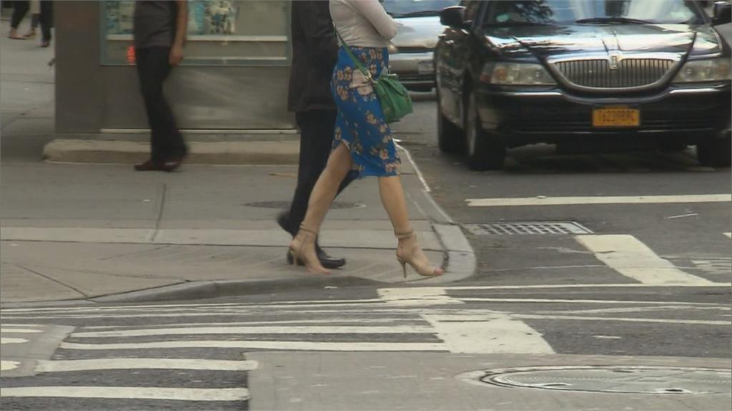 常穿高跟鞋傷腳? 專家:想改善突換鞋更傷身