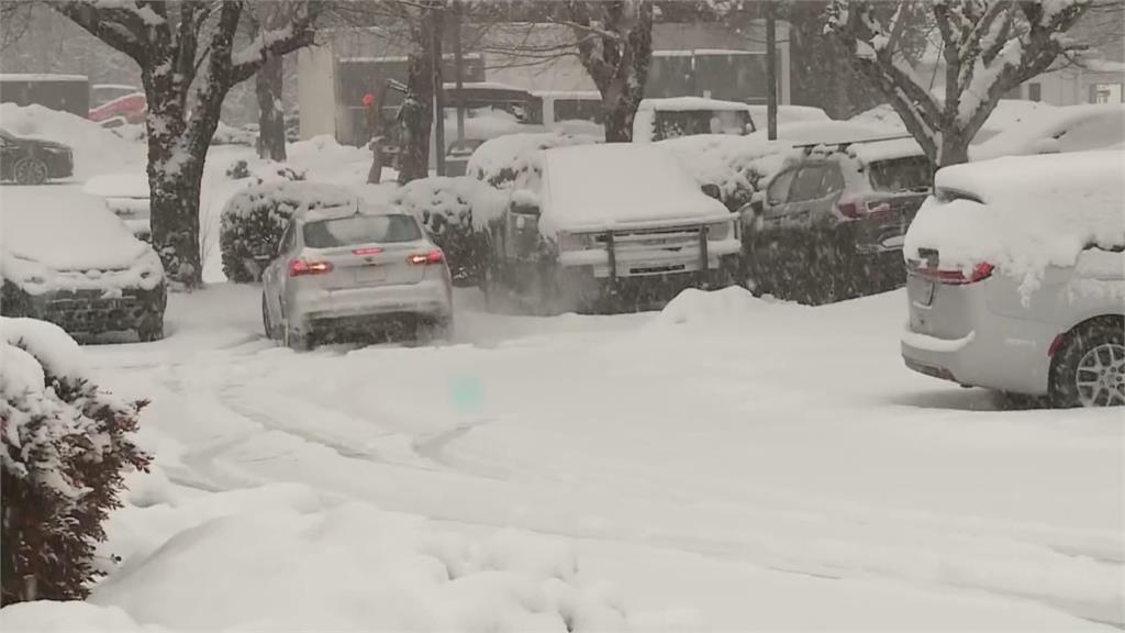 炸彈氣旋襲美國東南部　逾14萬戶停電3800航班停飛