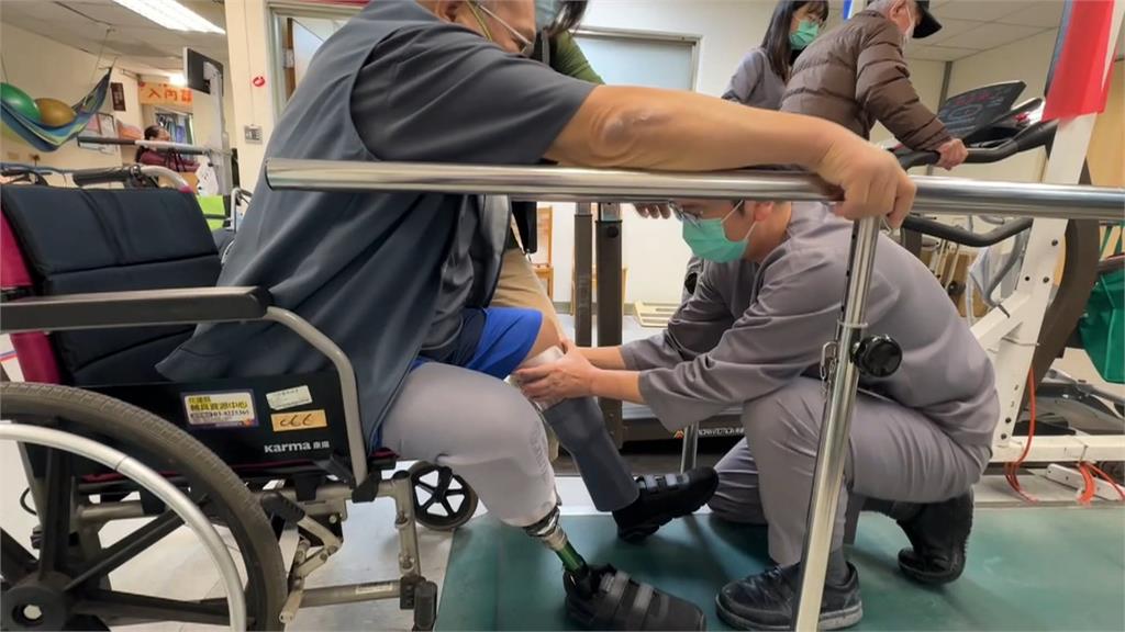 新生！花蓮光復截肢災民痛失家園　醫療團隊無償贈新義肢