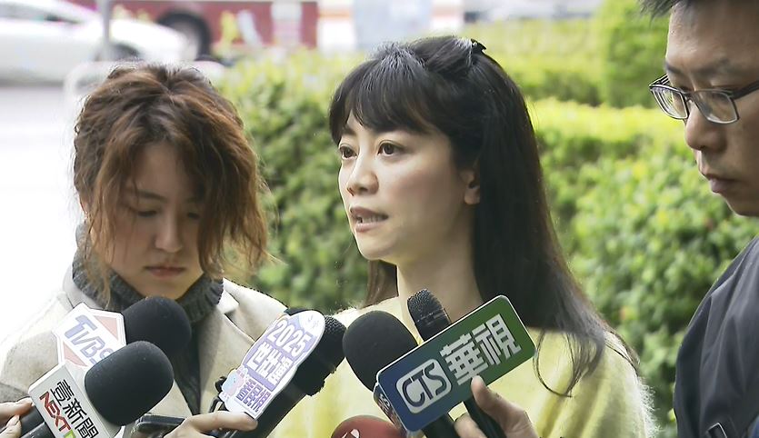 李彥秀房產風波燒 四叉貓託友人直擊爾灣豪宅