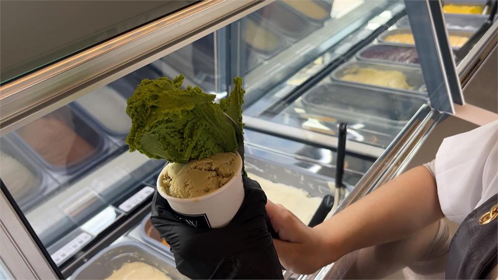 復古車廂變身文青店! 高雄退役火車變身冰淇淋店