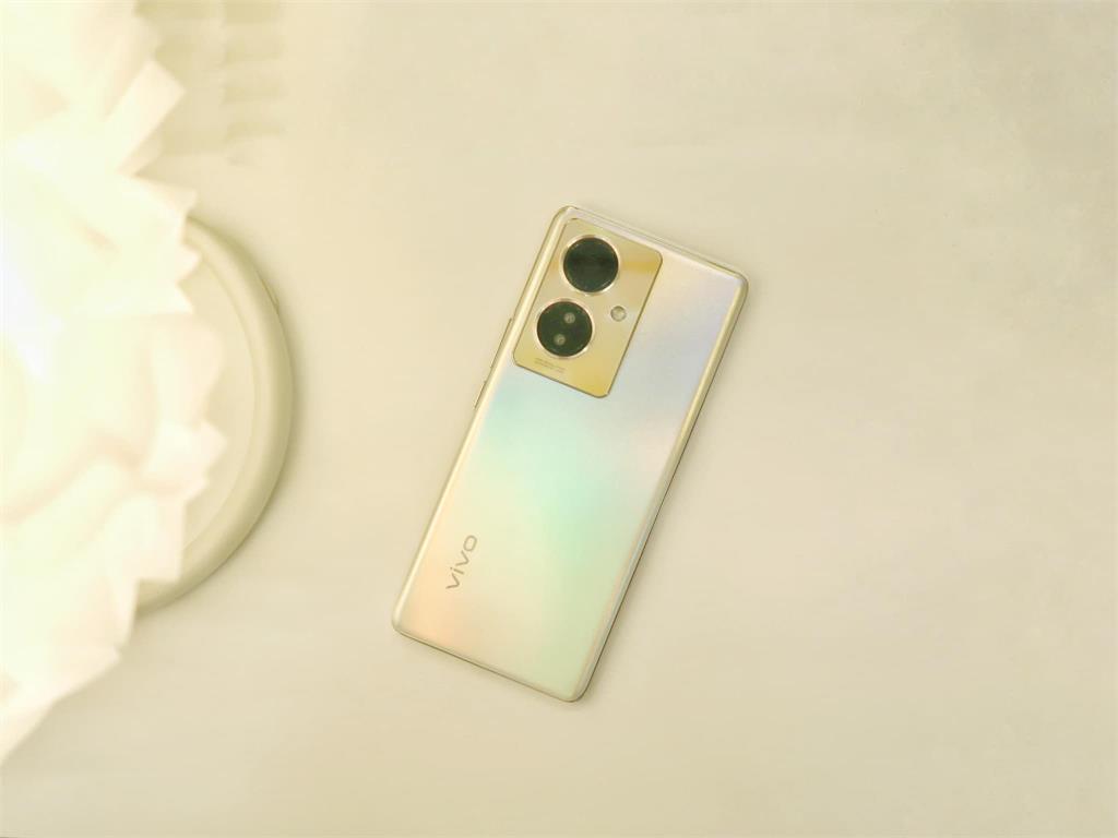 雙11狂降三天!vivo Y78萬元有找 品牌手機6折起