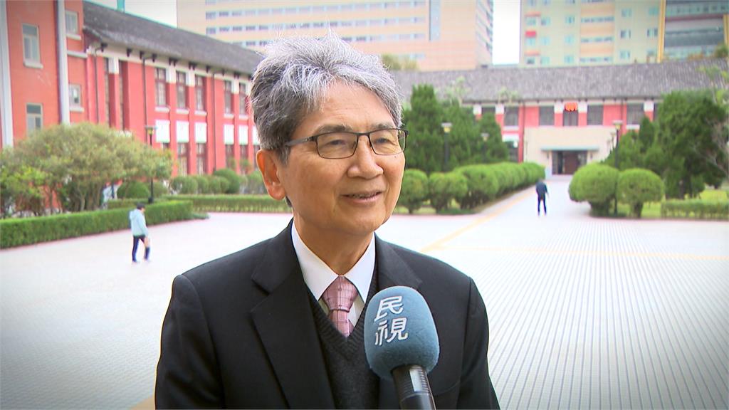 立委王正旭當「戰地醫師」 醫治傷者不分藍綠獲好評