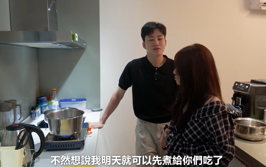 Joeman回歸「凌晨4點煮牛肉麵」！親曝沉寂2週「很憂鬱」：做錯的是自己