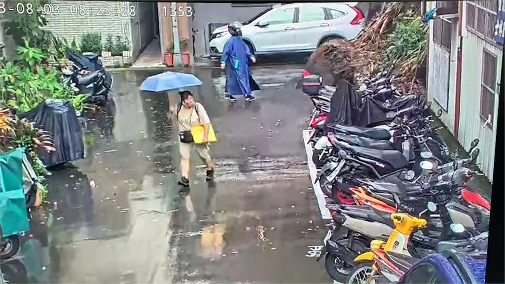 北市間歇性陣雨「8到10級強陣風」 22棵樹倒5廣告招牌掉落