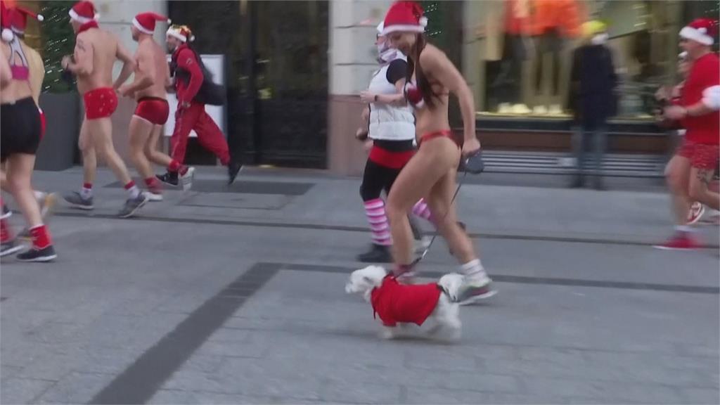 寒風中做公益　匈牙利半裸耶誕老人路跑