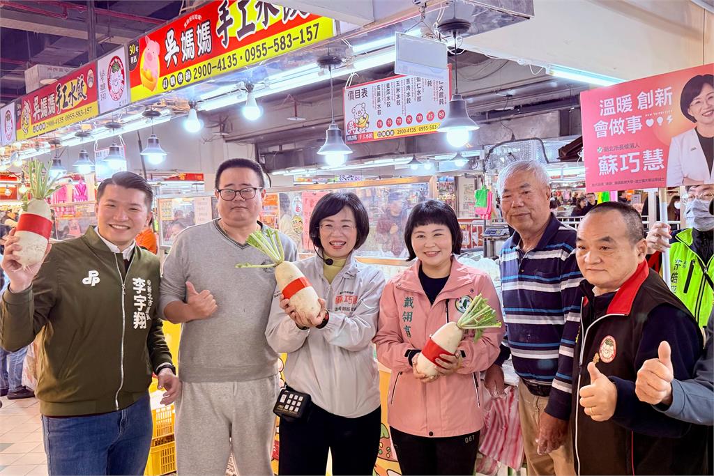 快新聞/中間選民拓票機!藍白若不合也打趴黃國昌 蘇巧慧溫暖堅定回應了