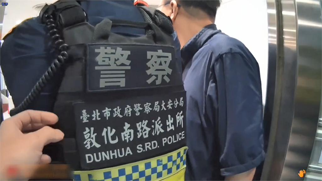 中銀搶劫案外案？記者拍鰻魚飯「來不及吃」鬼轉怨臉網笑：跟搶匪索賠