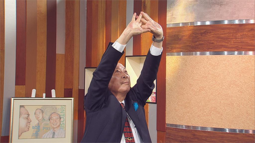 每天五分鐘！保固晚年活動力？老董只用「2個寶特瓶」就辦到了！