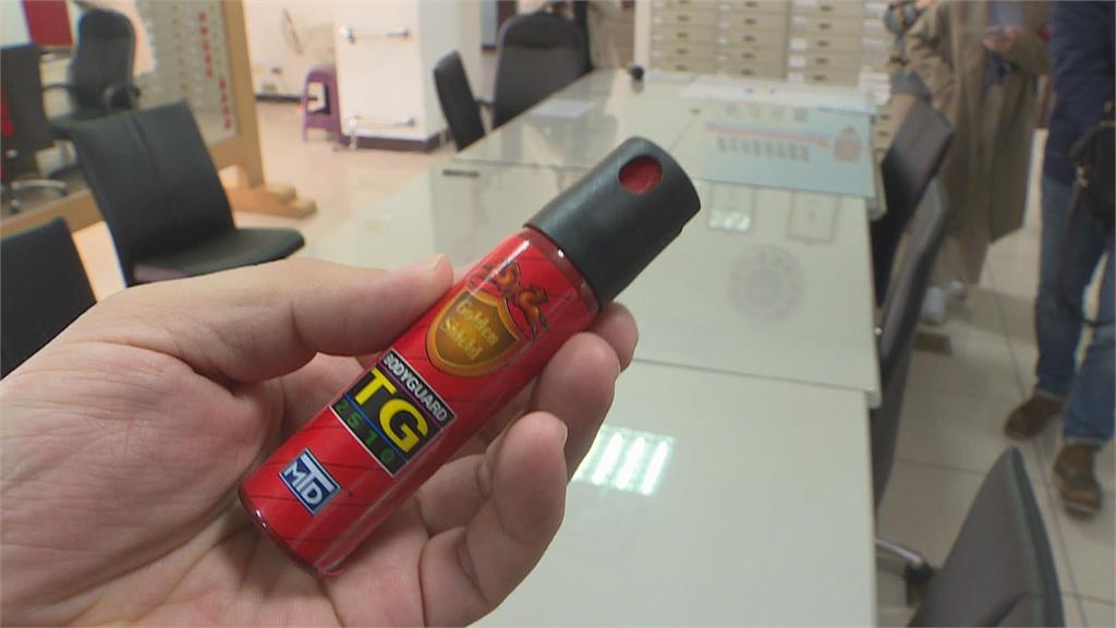 他逛街一半「與張文對眼」秒衝過來砍人!目擊者曝患「3後遺症」:沒閃掉就是我